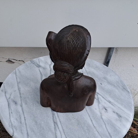 Filipina Statue -Igorot Peoples - Picture 4 of 11